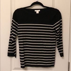 Black and white striped 3/4 sleeve sweater